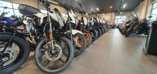 showroom3.jpg