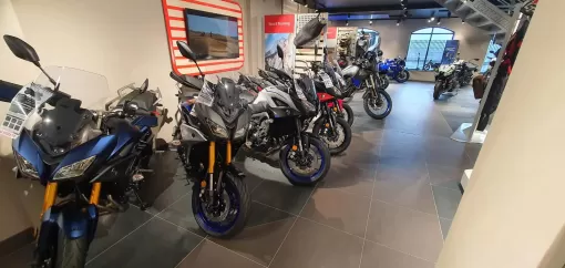 showroom14.jpg