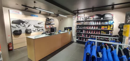 showroom16.jpg