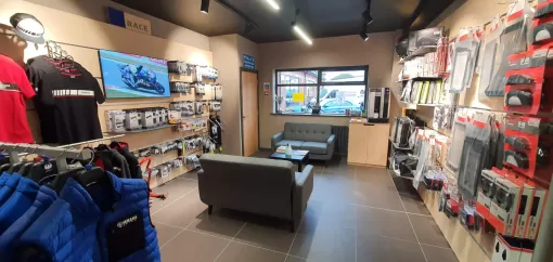 showroom18.jpg